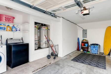 Awesome 3Br 2Bth 1 Block To Beach C2 نيوبورت بيتش المظهر الخارجي الصورة