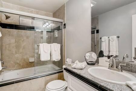 Awesome 3Br 2Bth 1 Block To Beach C2 نيوبورت بيتش المظهر الخارجي الصورة