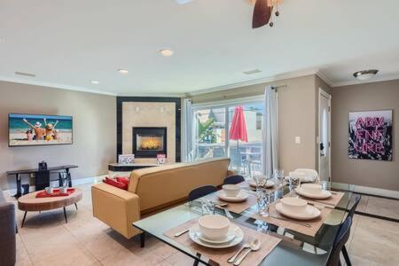 Awesome 3Br 2Bth 1 Block To Beach C2 نيوبورت بيتش المظهر الخارجي الصورة